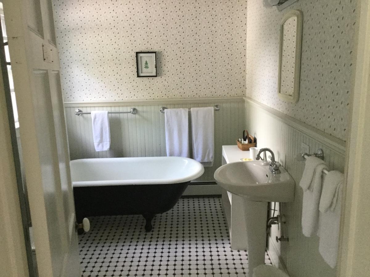 Eddington House Inn North Bennington ภายนอก รูปภาพ